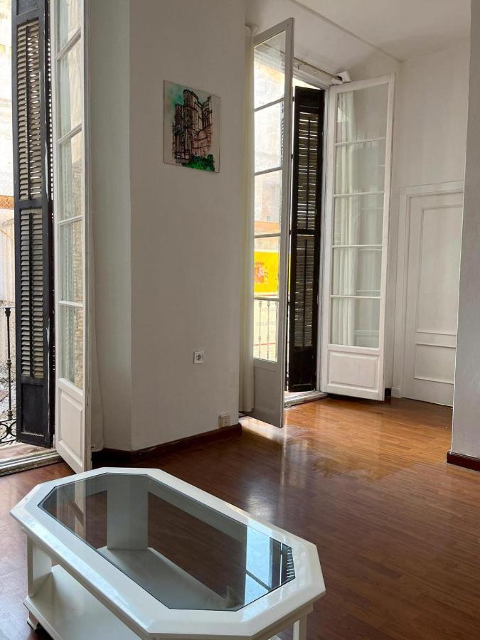 Apartamentos Malaga Centro Exterior photo