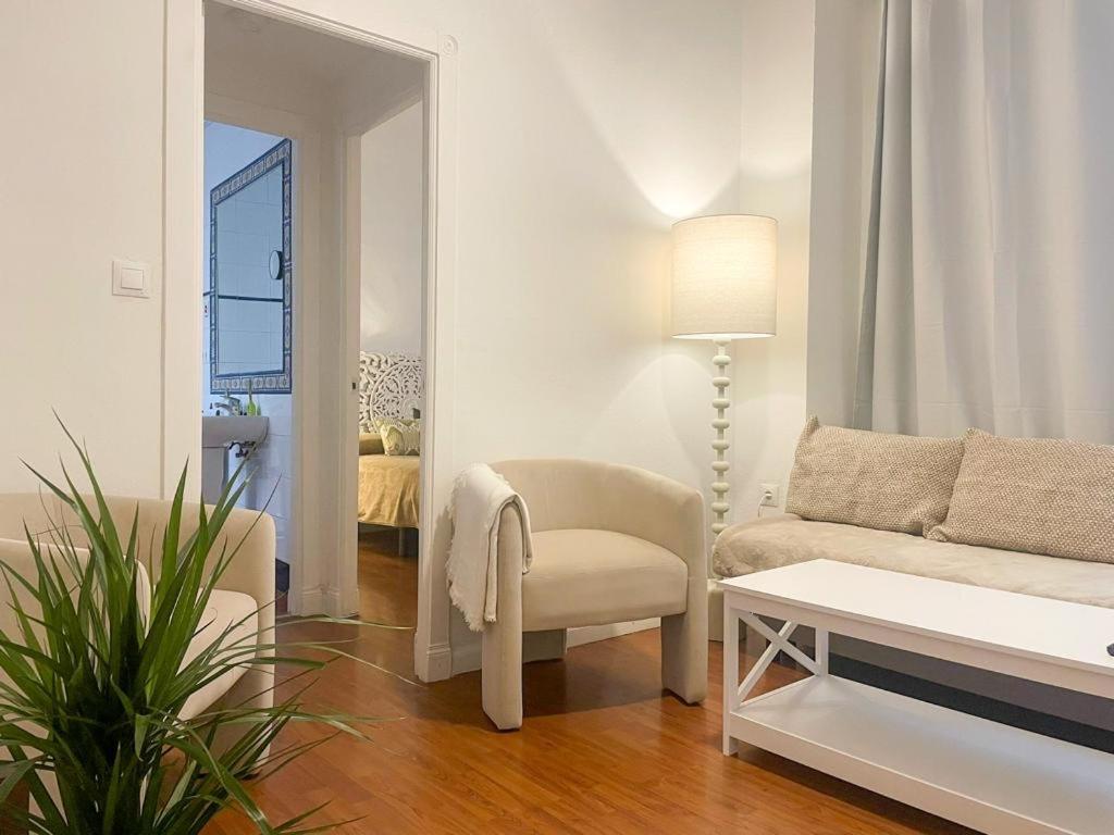 Apartamentos Malaga Centro Exterior photo